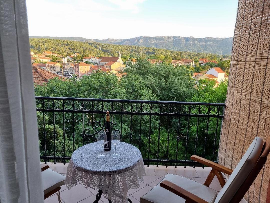 Villa Agava Vrboska Exterior photo